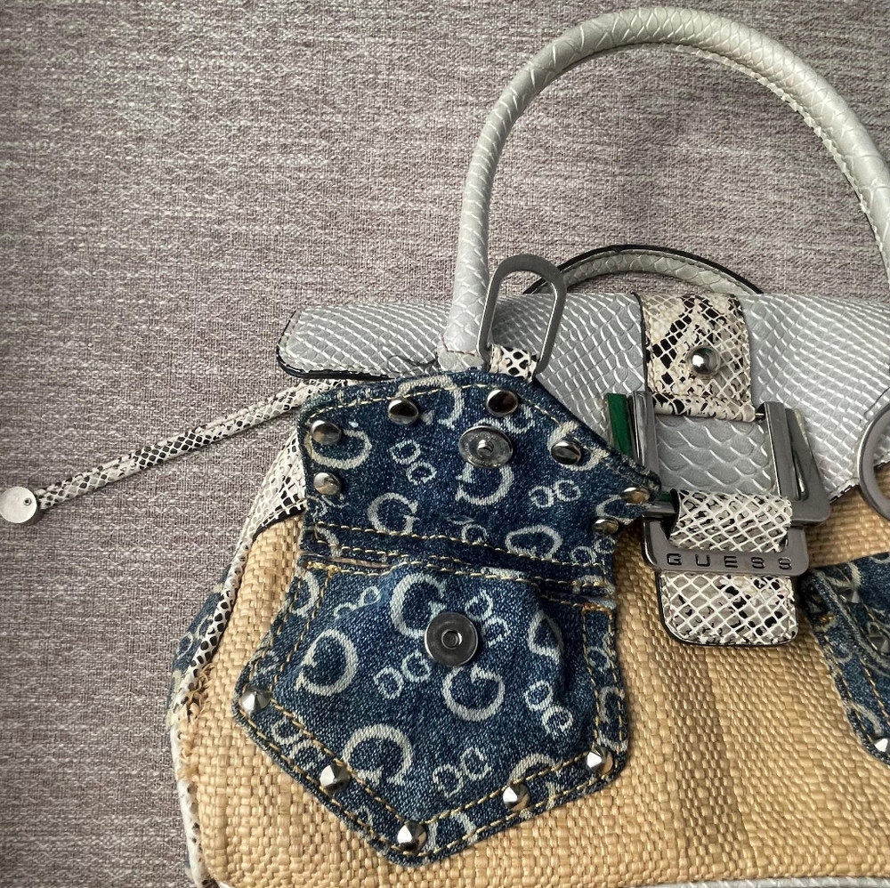 GUESS Vintage Y2K Denim & Straw Handbag • Boho Luxe Mini Bag - Picture 4 of 8